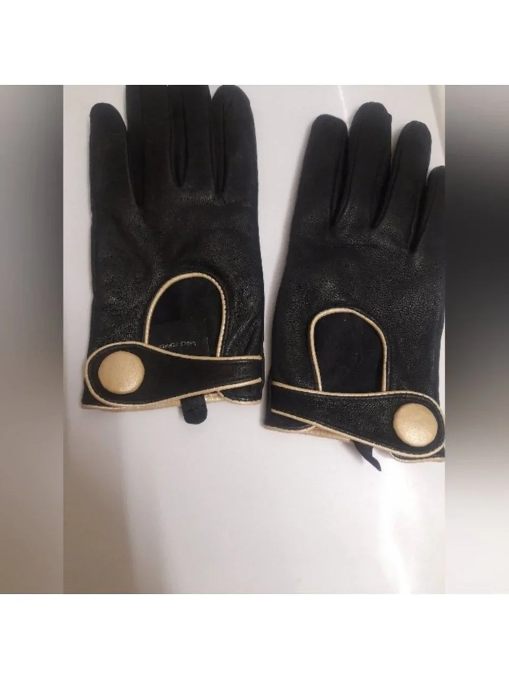 Perin Collection - Black Leather Gloves - Size: 7.5